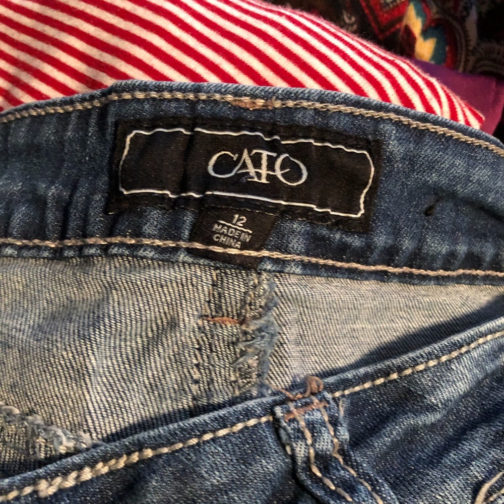 Capris Jeans - Picture 3 of 3